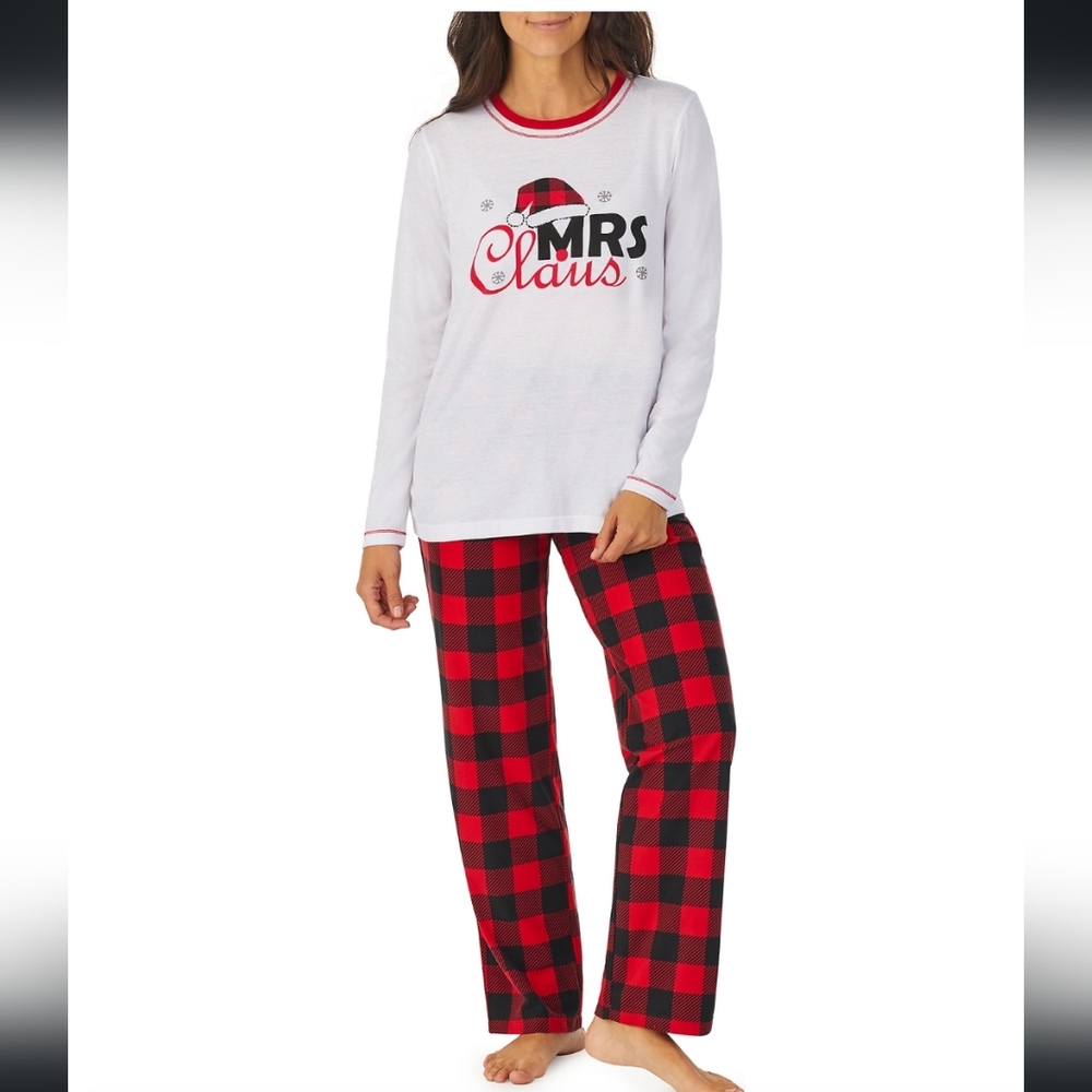 Women's pajamarama Mr's Clause Christmas Pajama set in size XL